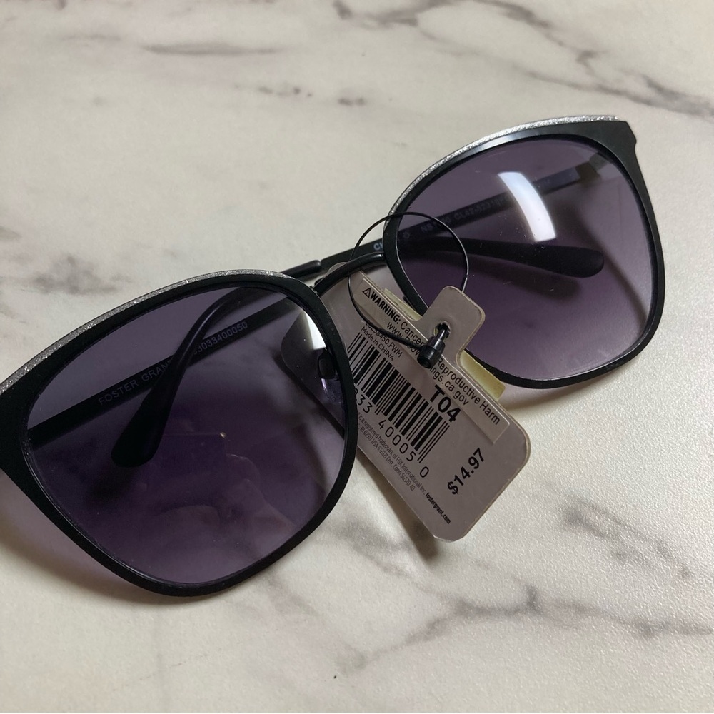 NWT Foster Grant Sunglasses